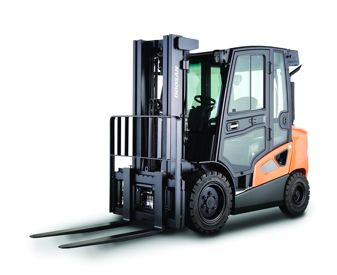 Doosan D20S-9 IC Pneumatic Forklift - Westerra Equipment