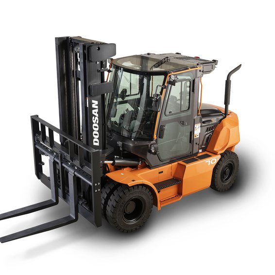 Doosan D80S-9 IC Pneumatic Forklift Doosan D80S-9 IC Pneumatic Forklift