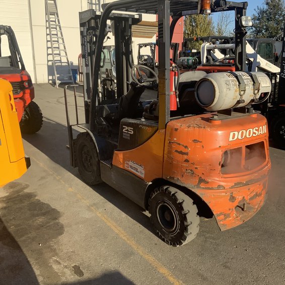 2015 Doosan G253-5 