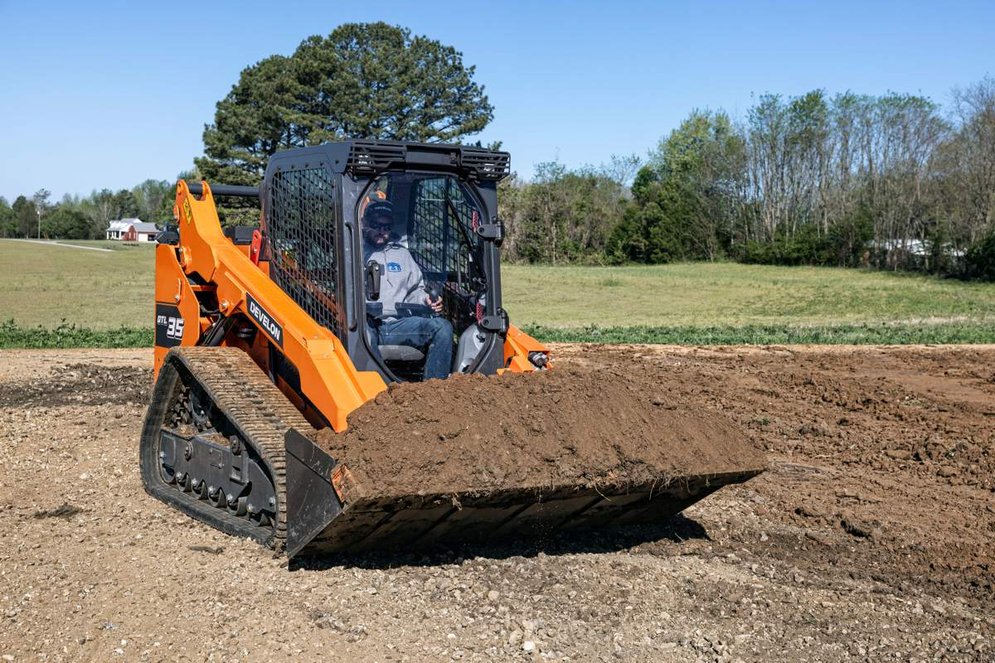 Compact Track Loaders from DEVELON with 0% Financing & $6,000 Rebates