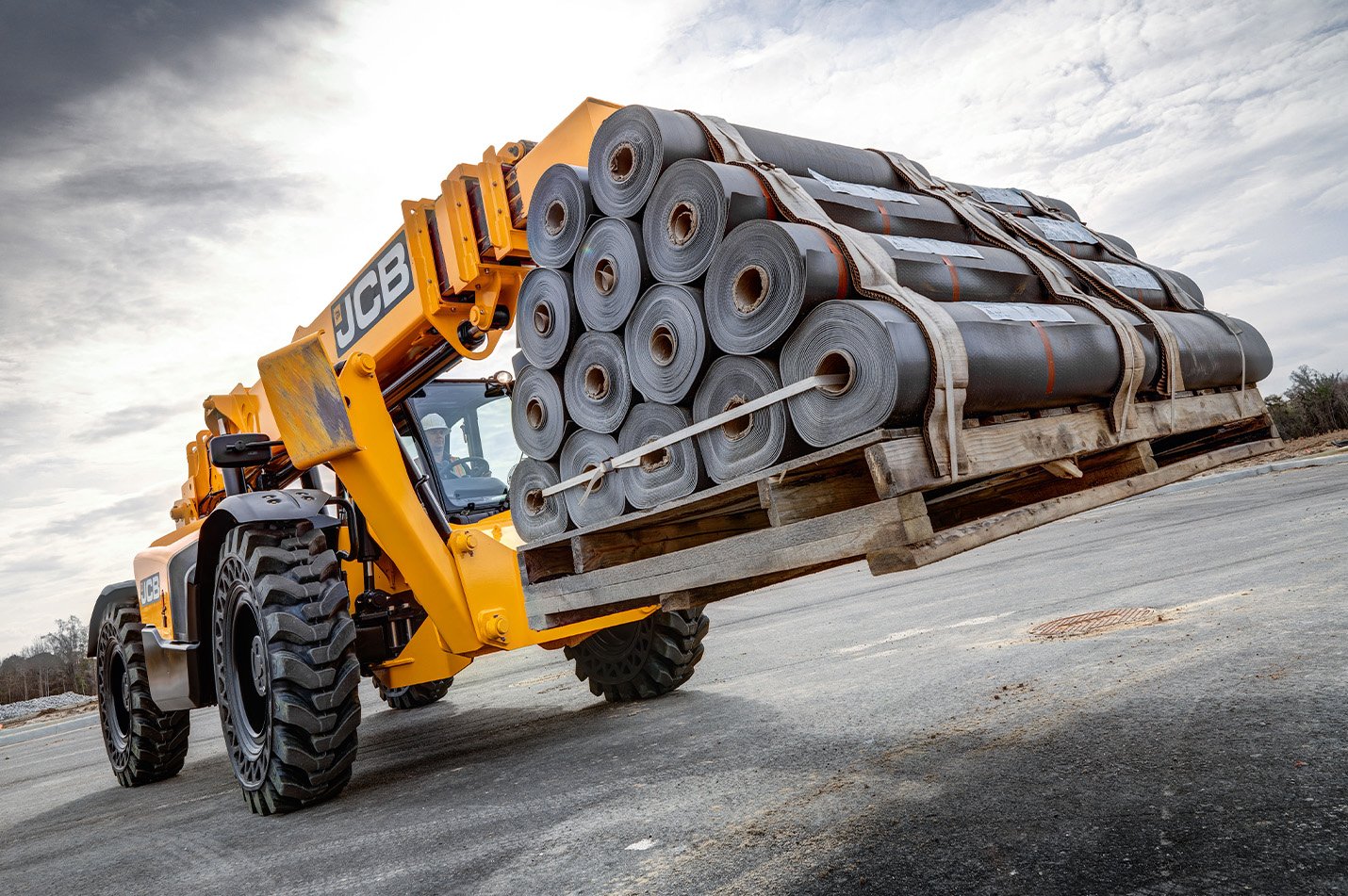 JCB Telehandler wRolls